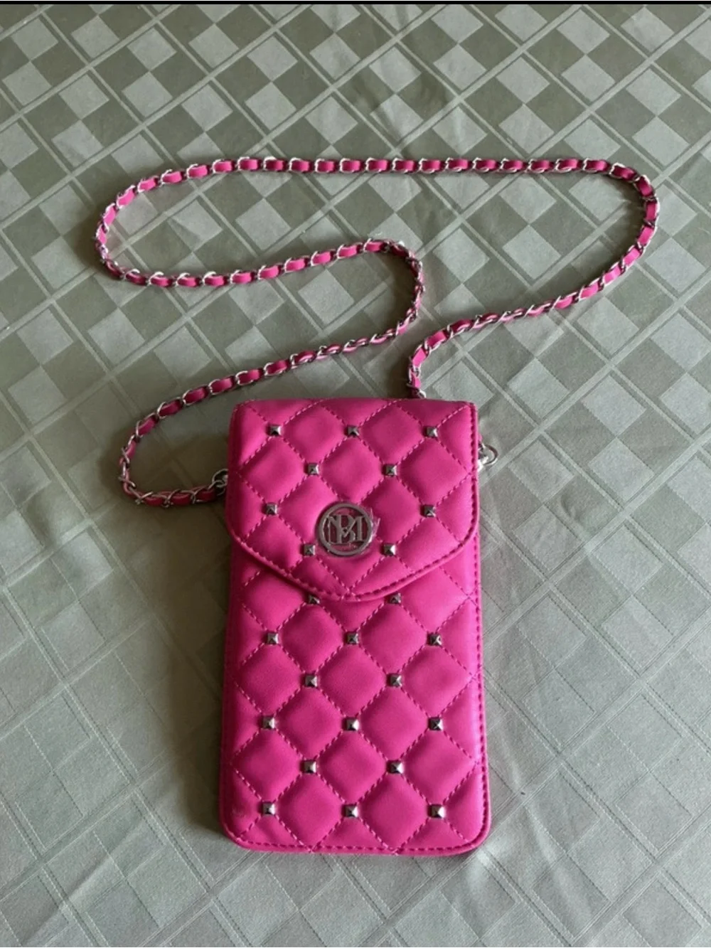 Badgley Mischka Quilted Hot Pink Crossbody Phone Bag with Chain Strap